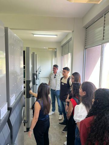 Visitas/pesquisas ao Arquivo Geral - Alunos do Curso de Comunicação - Disciplina: Bibliotecas Digitais - Data: 25 -11 - 2025